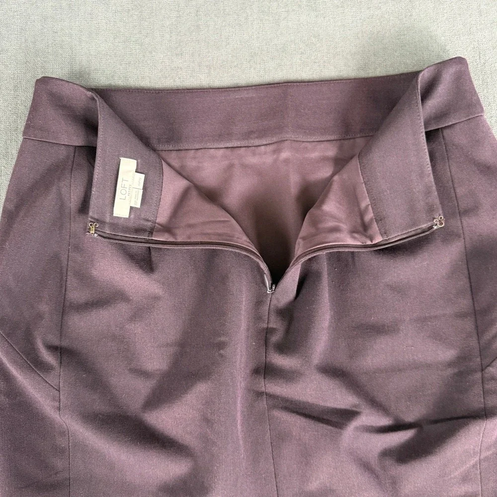 Loft Pencil Skirt Size 10 Petite Dark Purple Work Professional Minimalist Office